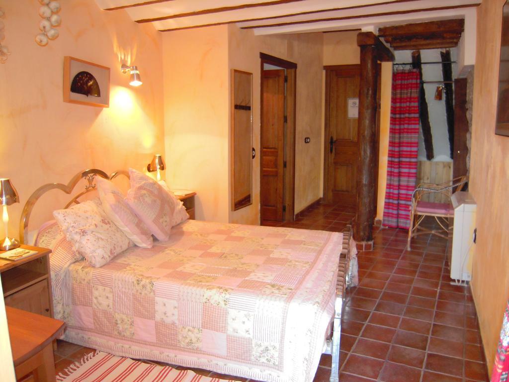 La Casa De La Abuela Clotilde Guest House Hornos Room photo